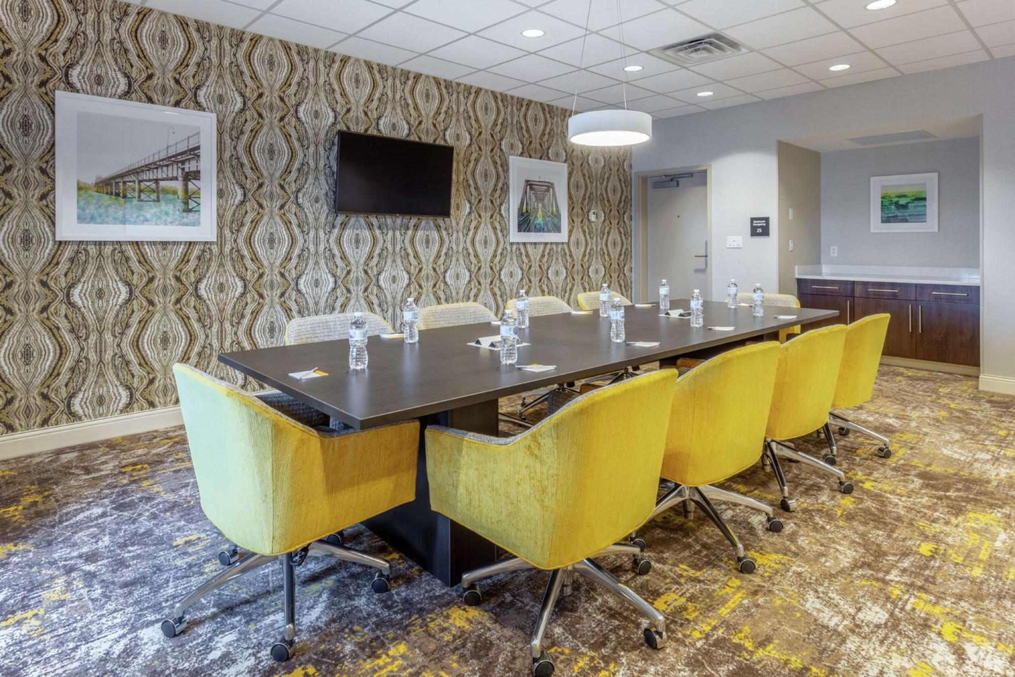 Hampton Inn & Suites Берлінгтон Екстер'єр фото