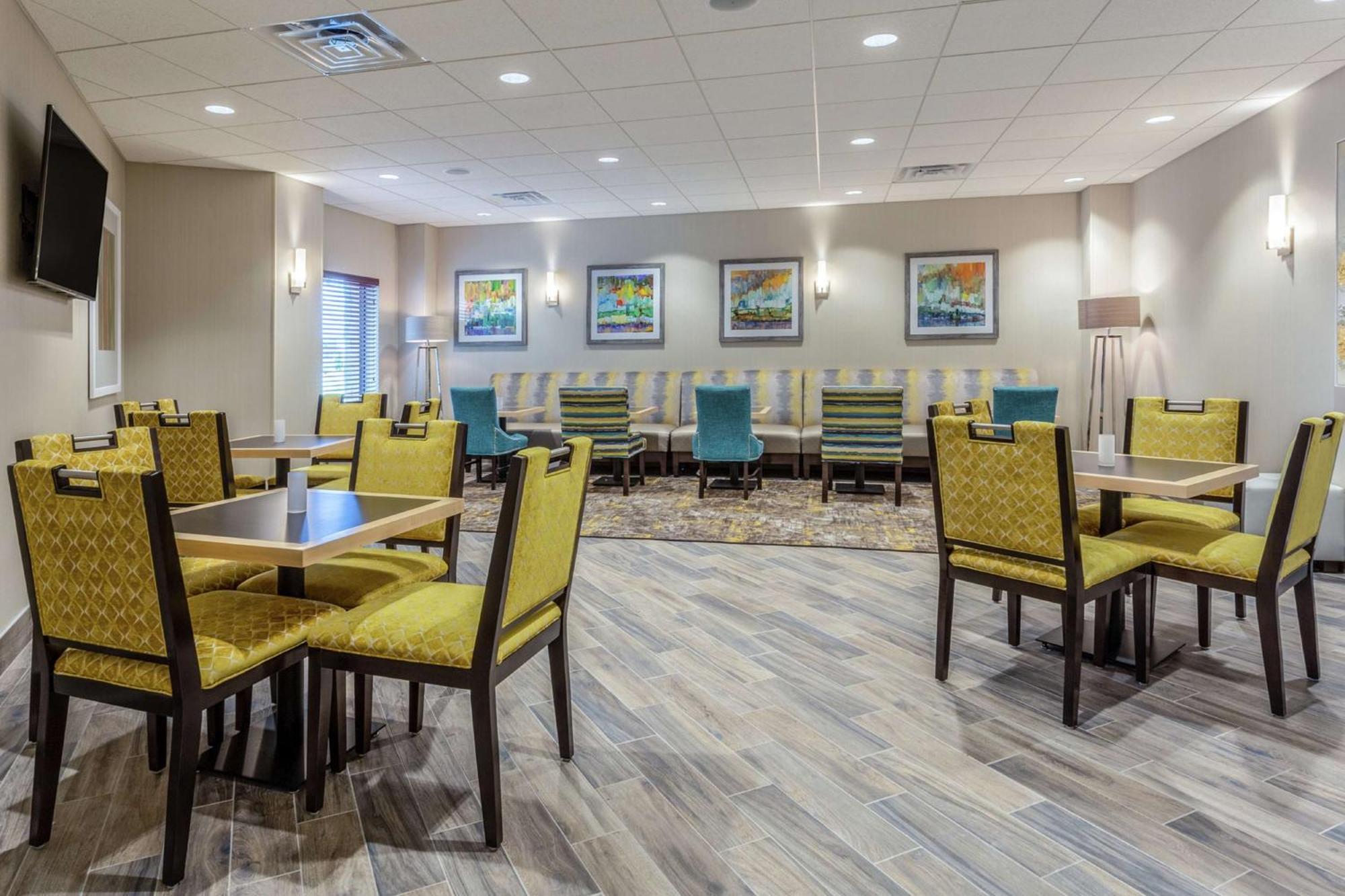 Hampton Inn & Suites Берлінгтон Екстер'єр фото