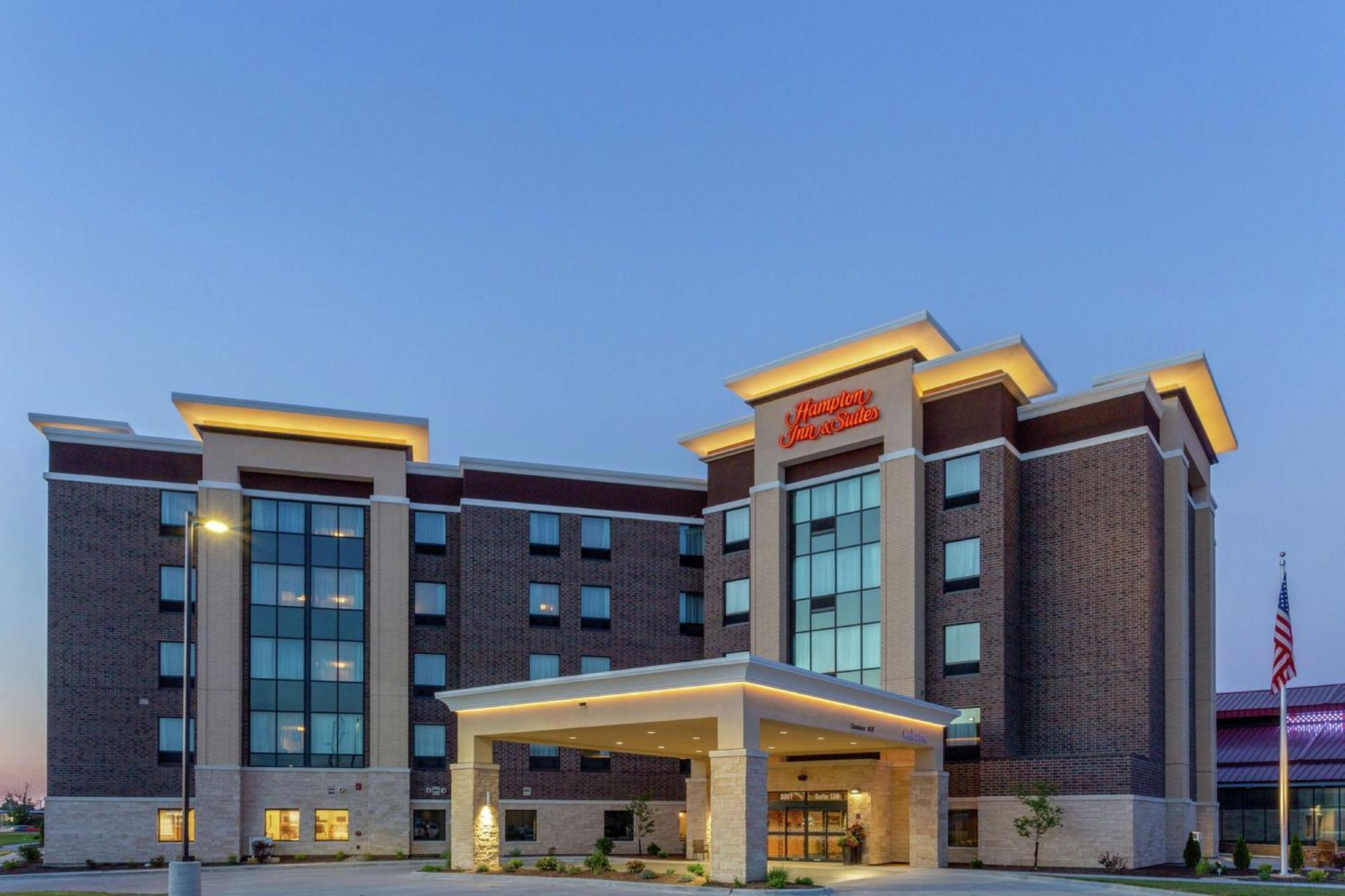 Hampton Inn & Suites Берлінгтон Екстер'єр фото